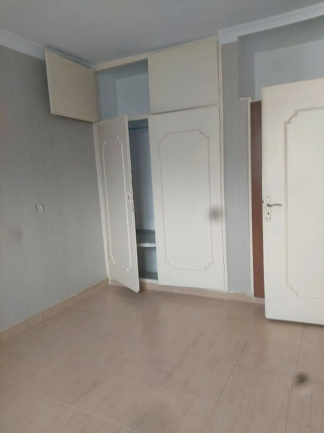 ۱۱۰ متر _دو خواب_ محدوده شهرک آتی ساز