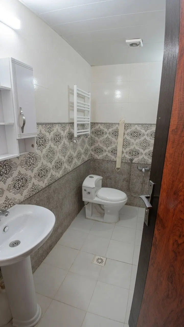 آپارتمان دو خواب تمیـز