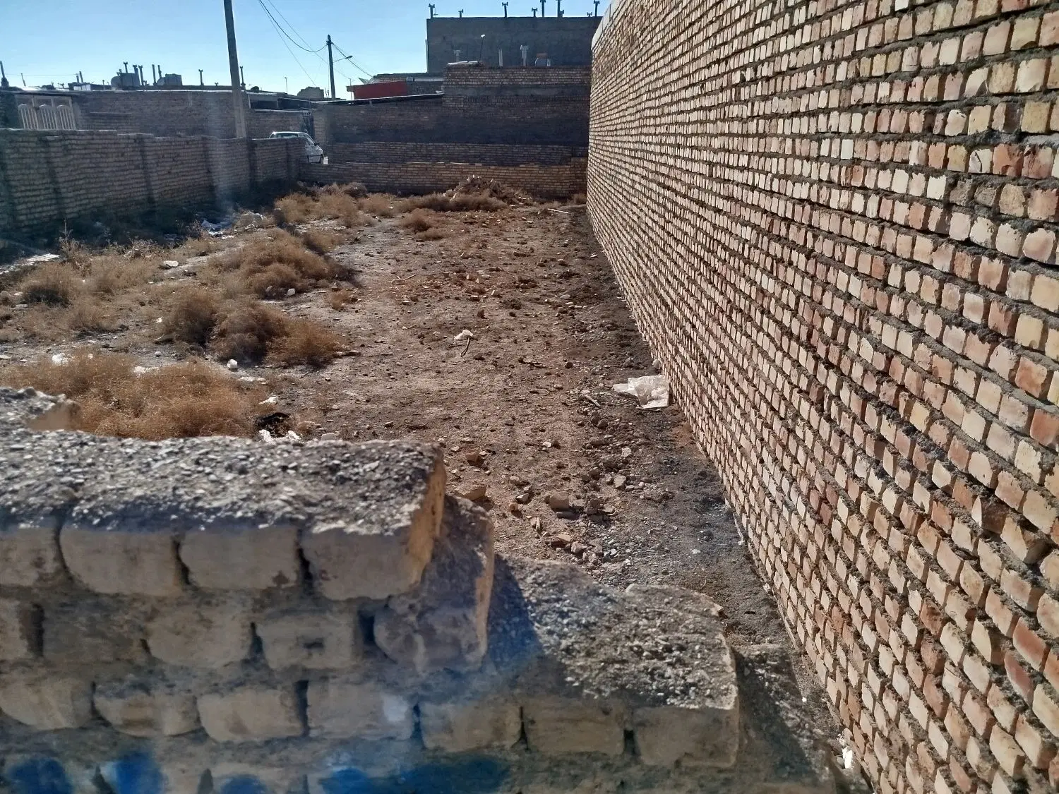 زمین فروشی در فیض آباد