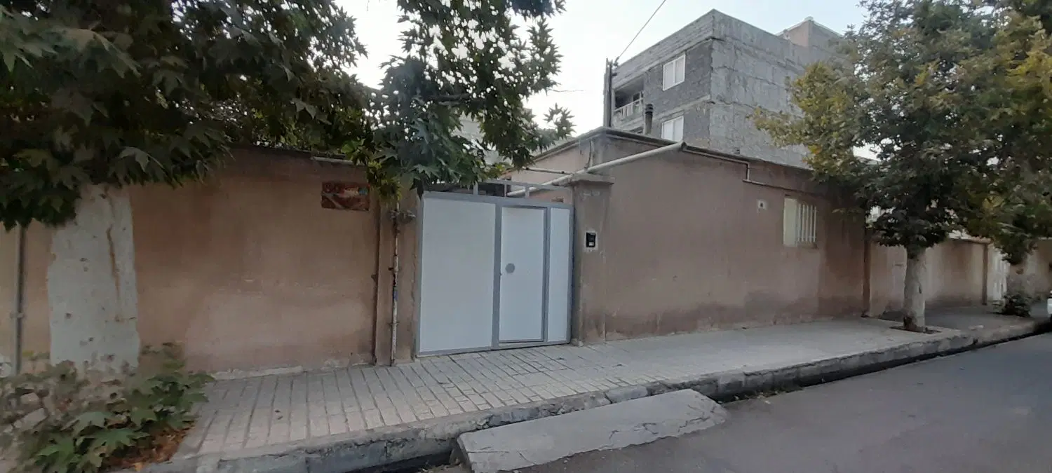 خانه ویلایی ۱۸۰متری