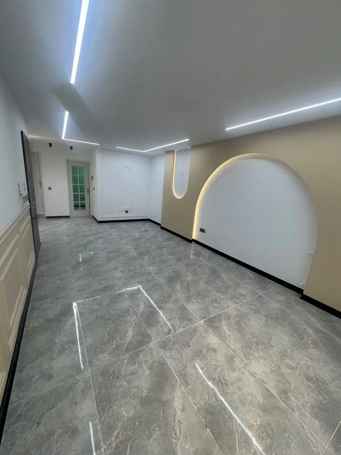۷۰متر+۸۰متر حیاط سندتکبرگ اندیشه غرب تهران