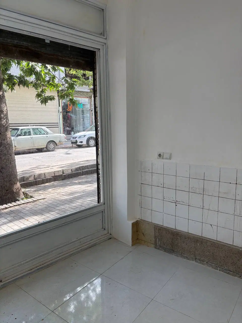 فروش مغازه شریعتی شرقی چهارراه هفت‌تیر
