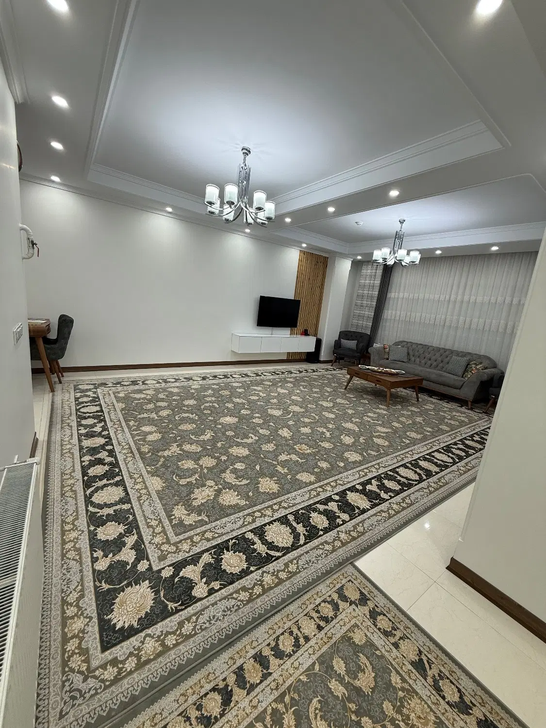 آپارتمان ۱۰۰ متری دو خوابه فول دوکله