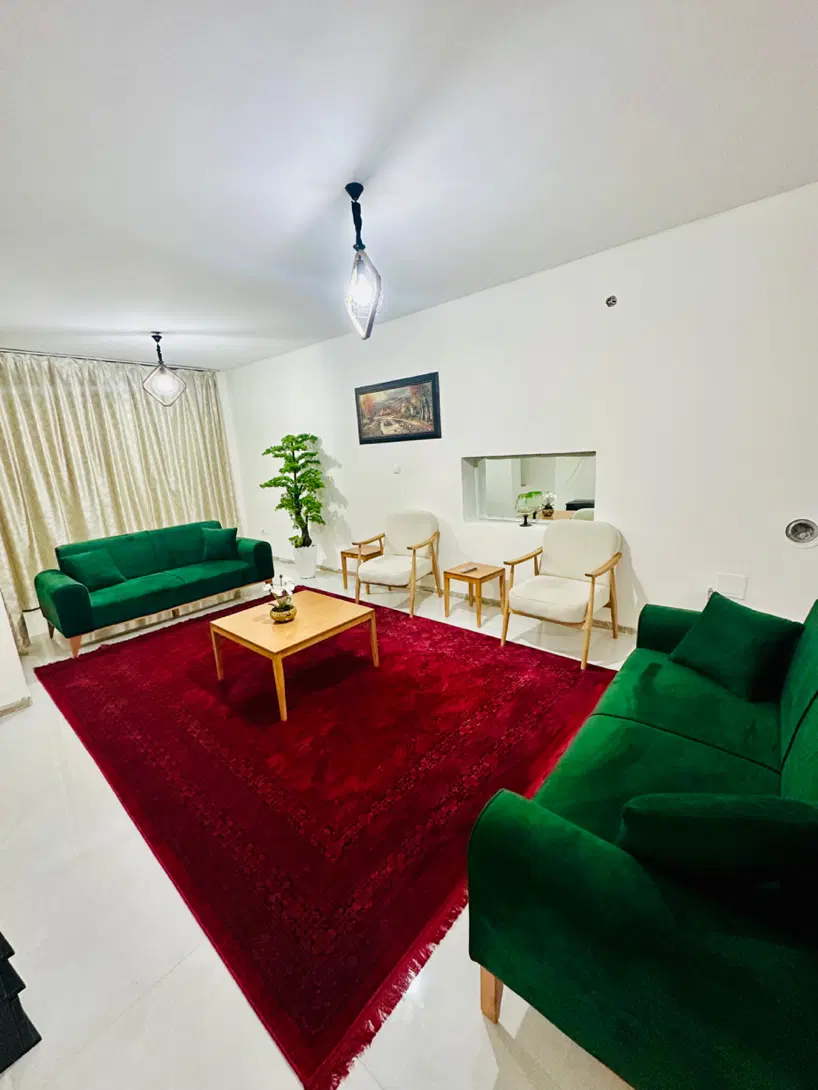 اجاره روزانه دو خوابه عفیف اباد