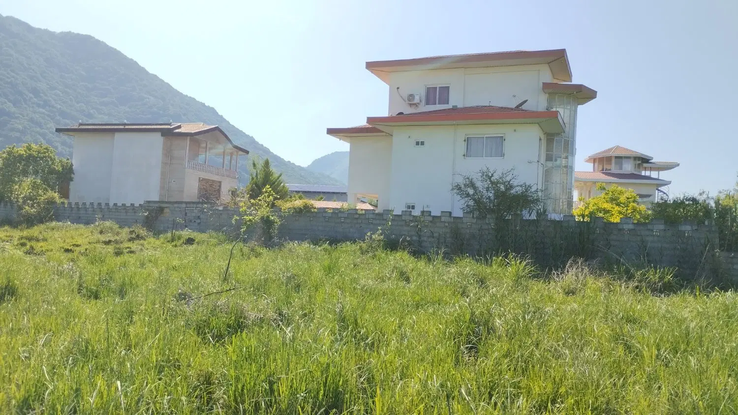 زمین مسکونی