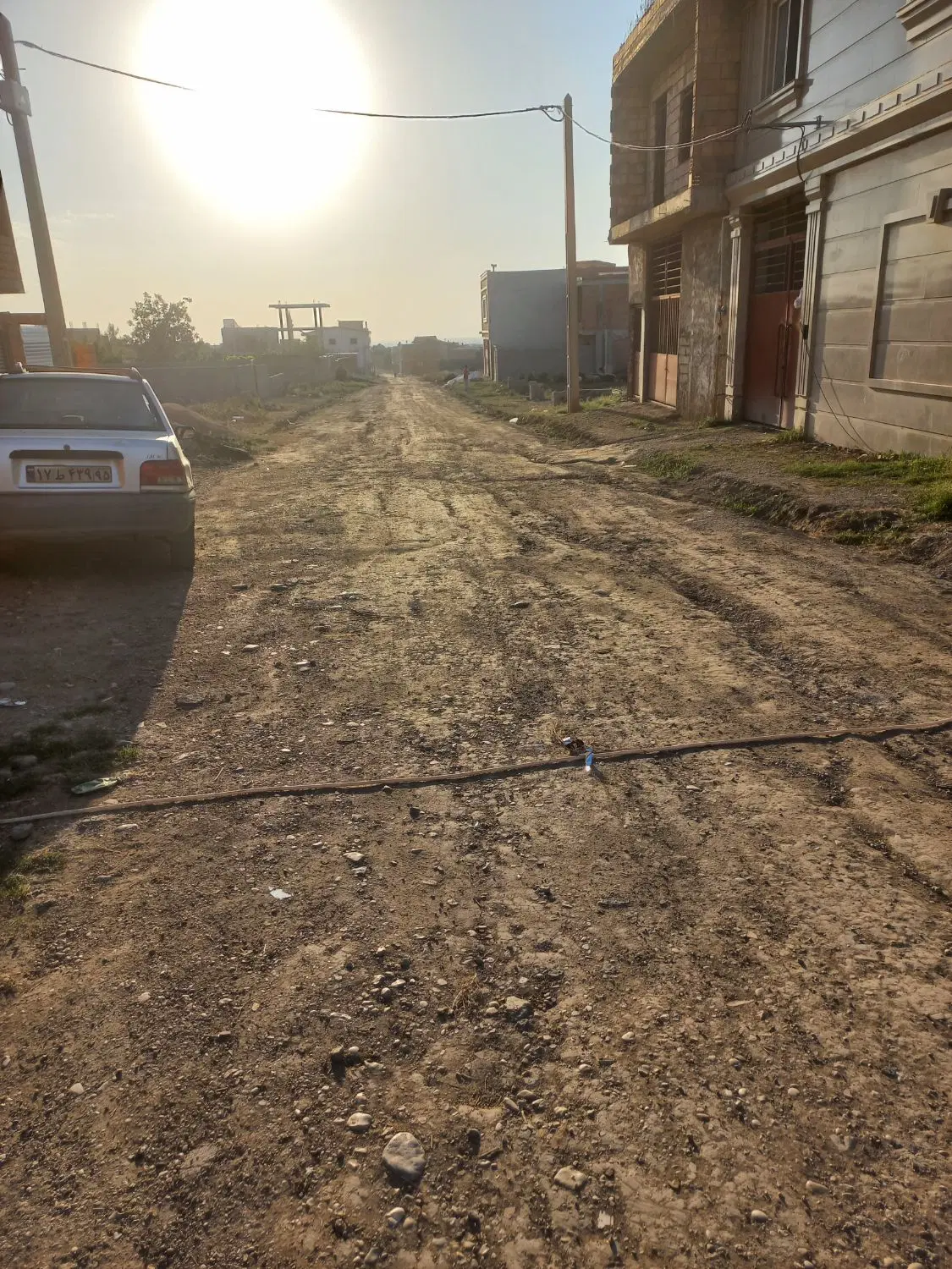 نیمه کاره ۱۳۰ متری بر خیابان اصلی ابوحنیفه