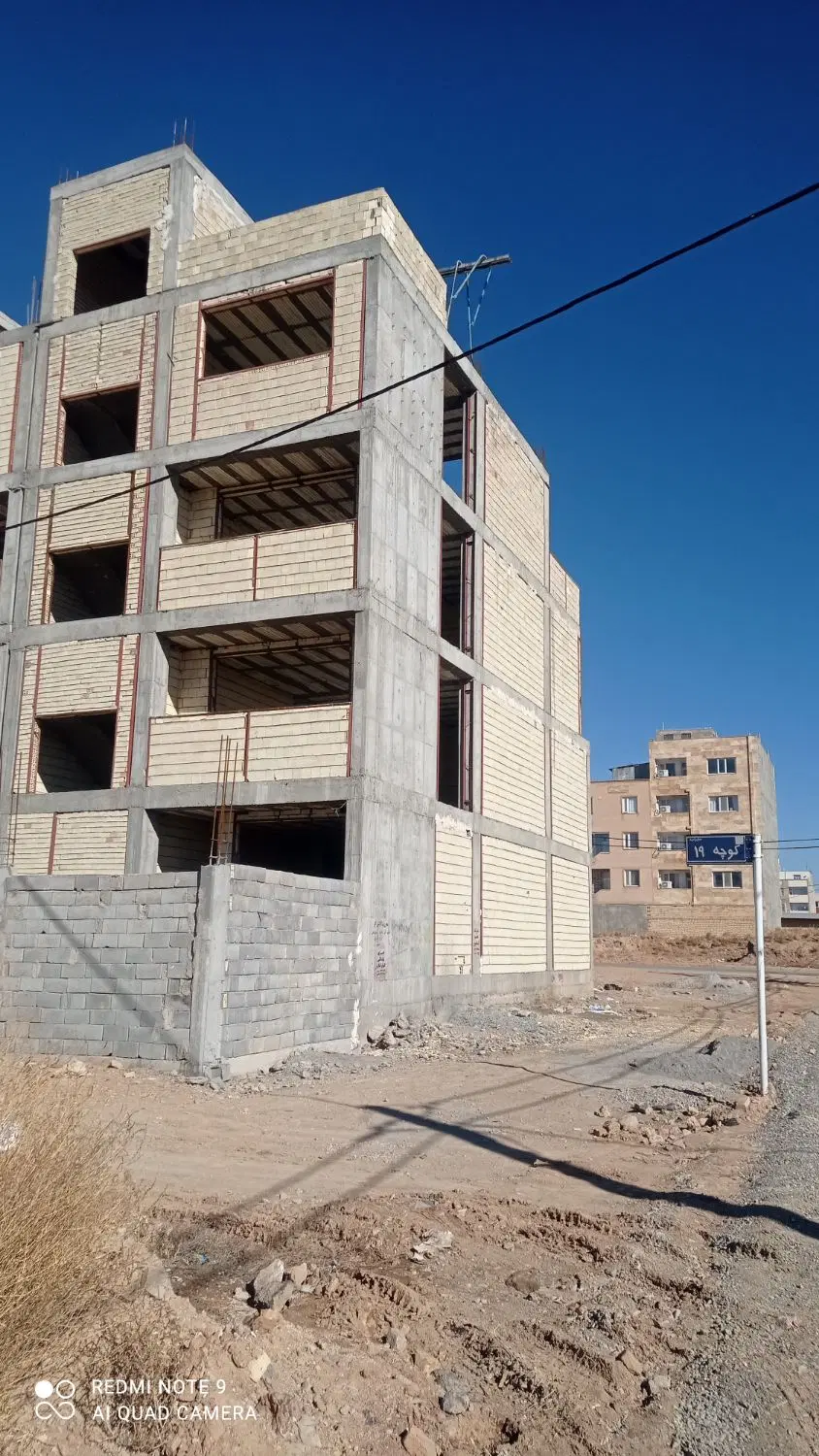 منزل ۴طبقه