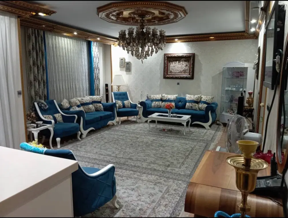 فروش آپارتمان 94 متری فاز یک پرند