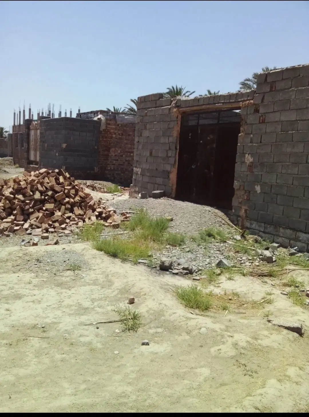 خانه ویلایی نیم ساخت فروشی