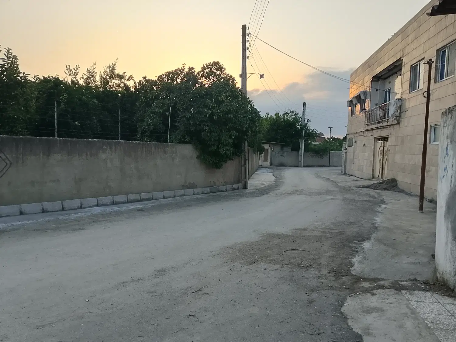 فروش ملک باغی 600 متری با کاربری مسکونی