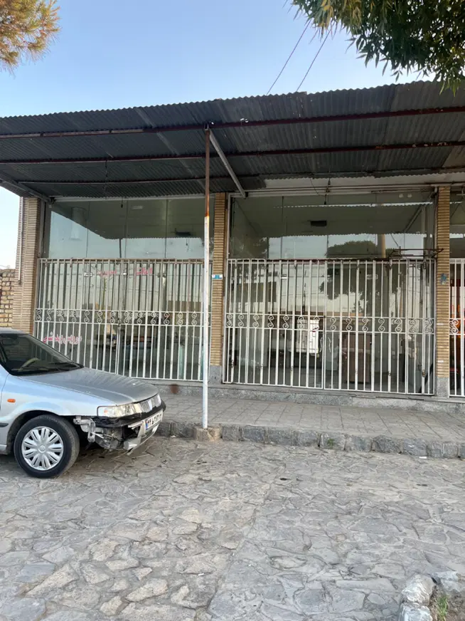 ۸۰ متر مغازه تجاری بر مورچه خورت