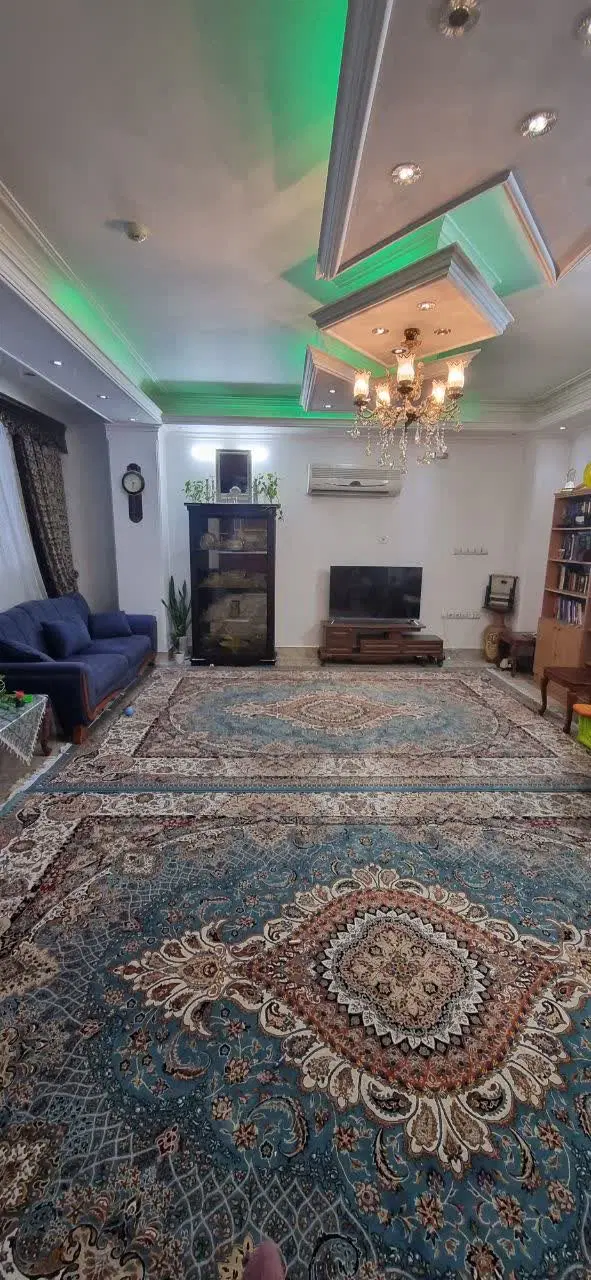 ایثار ۱۱۰ متر با لوکیشن عالی