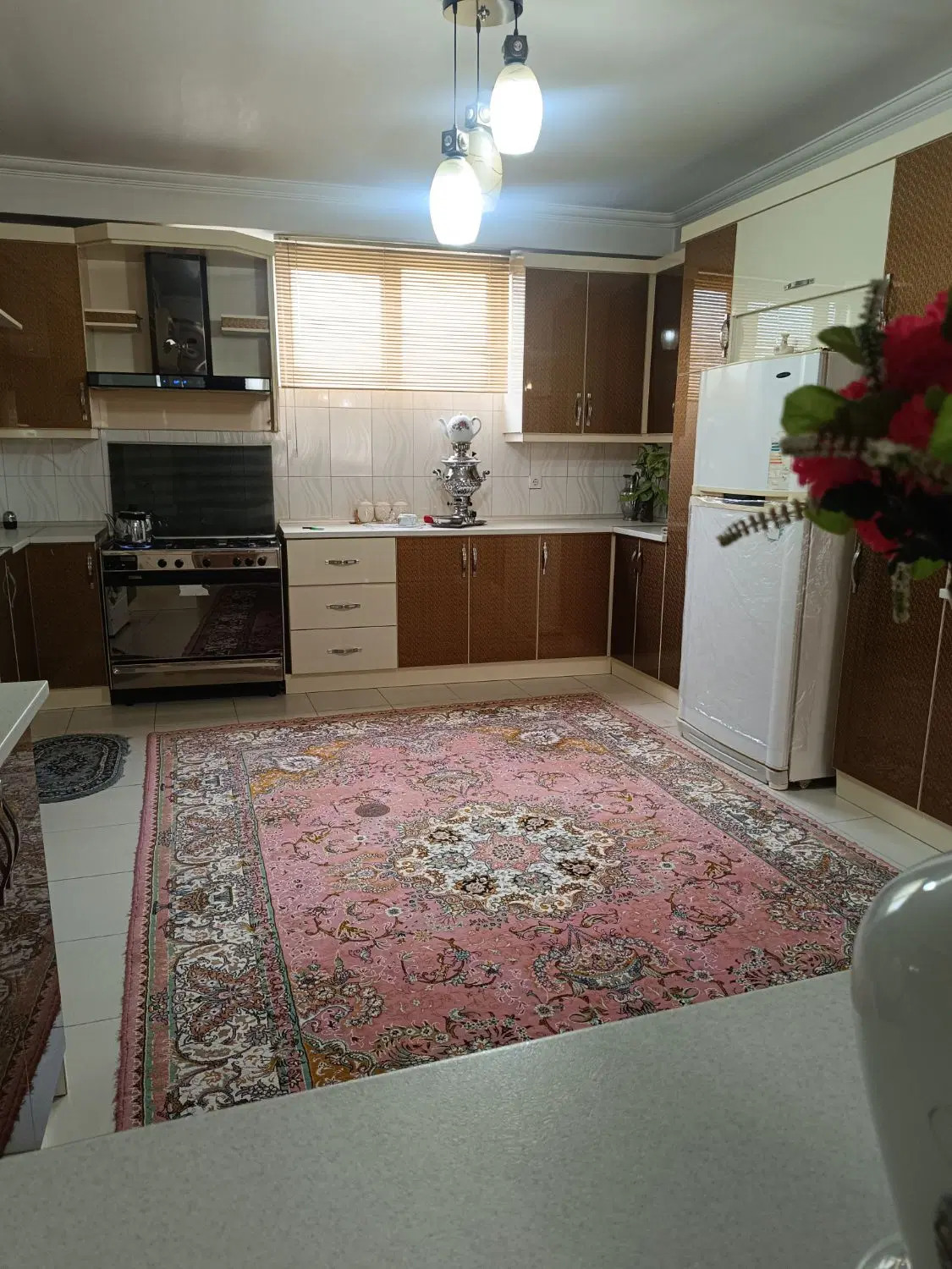 فروش آپارتمان ۱۴۰متردرآخونی(ورزش‌دامپزشکی‌نصف‌راه)