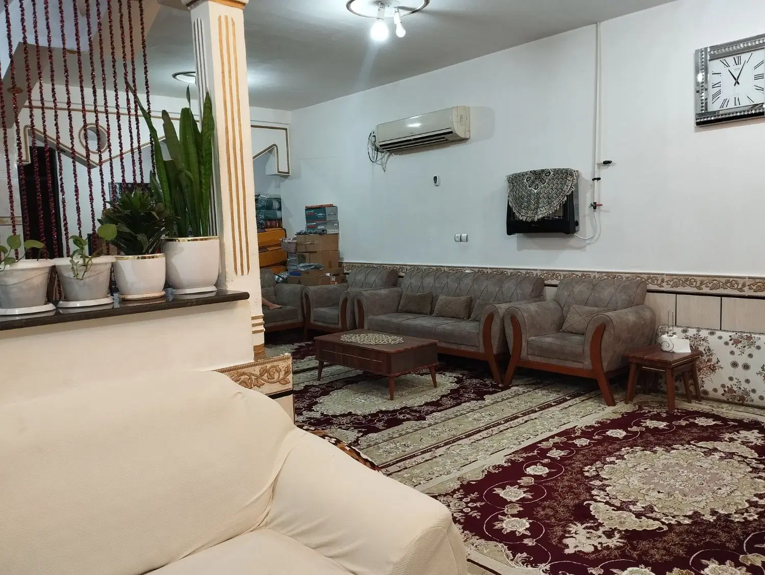خانه فول امکانات شناژ ۲۰۰متر دارای سند تک برگ