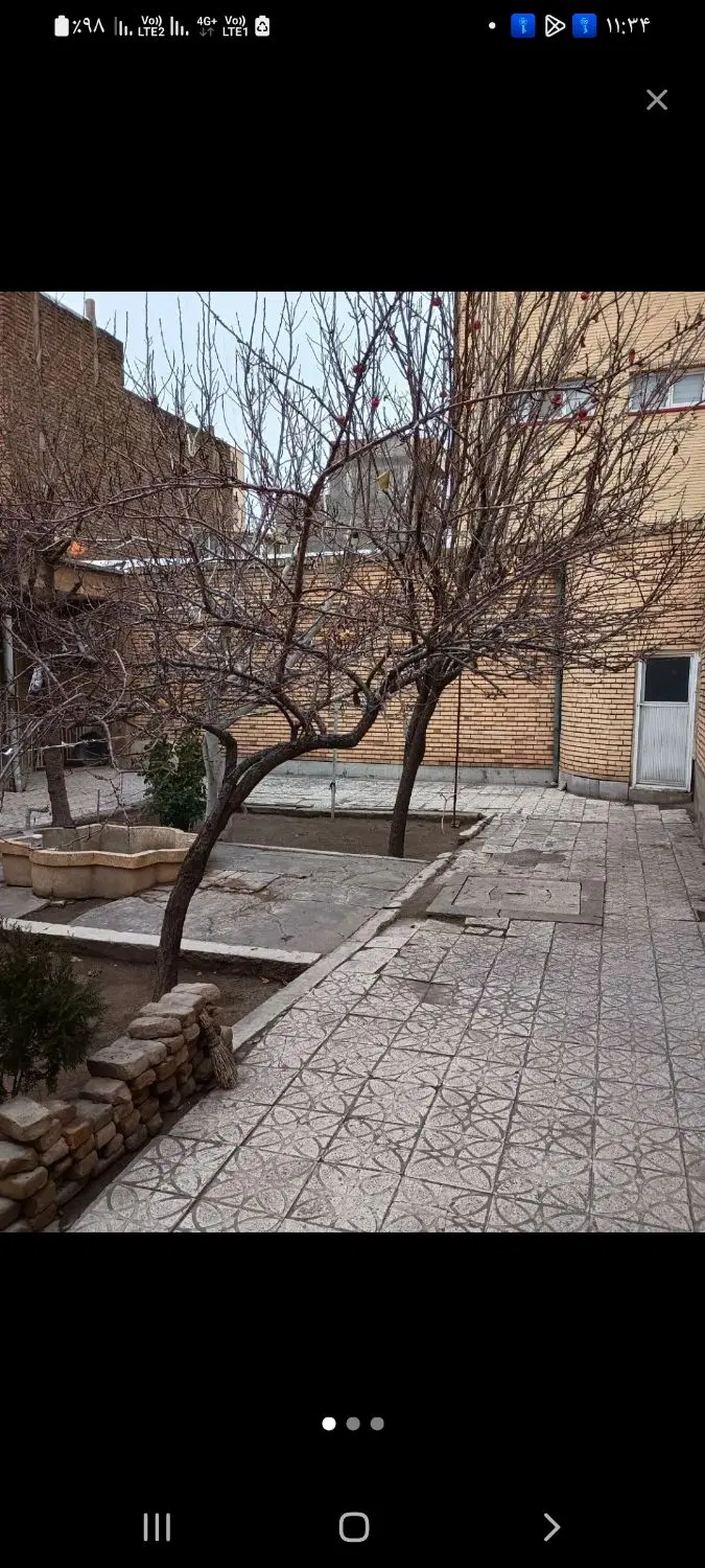 حیاط در منجم_بهارشرقی_ملل متحد