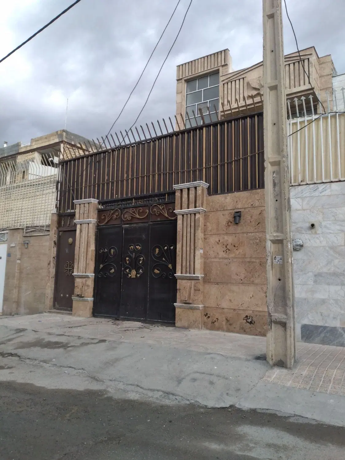 ملک ویلایی 120 متری حیاط دار مسکن