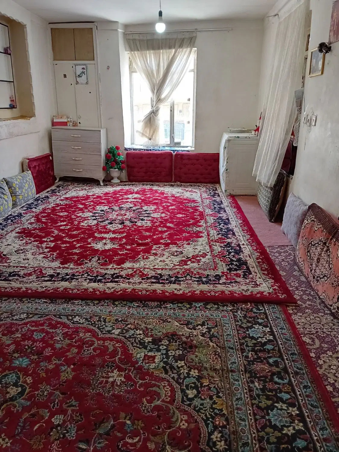 اجاره واحد ۹۰ متری، طبقه بالای همکف
