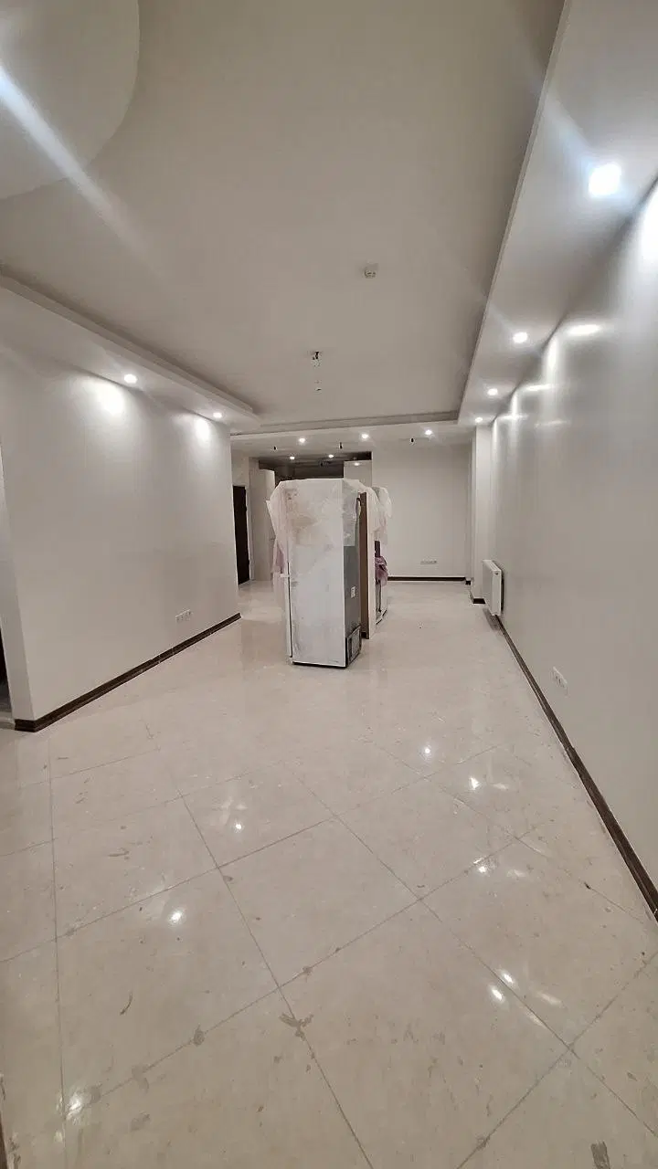 آهنگ فروش اپارتمان ۸۳ متر فول امکانات