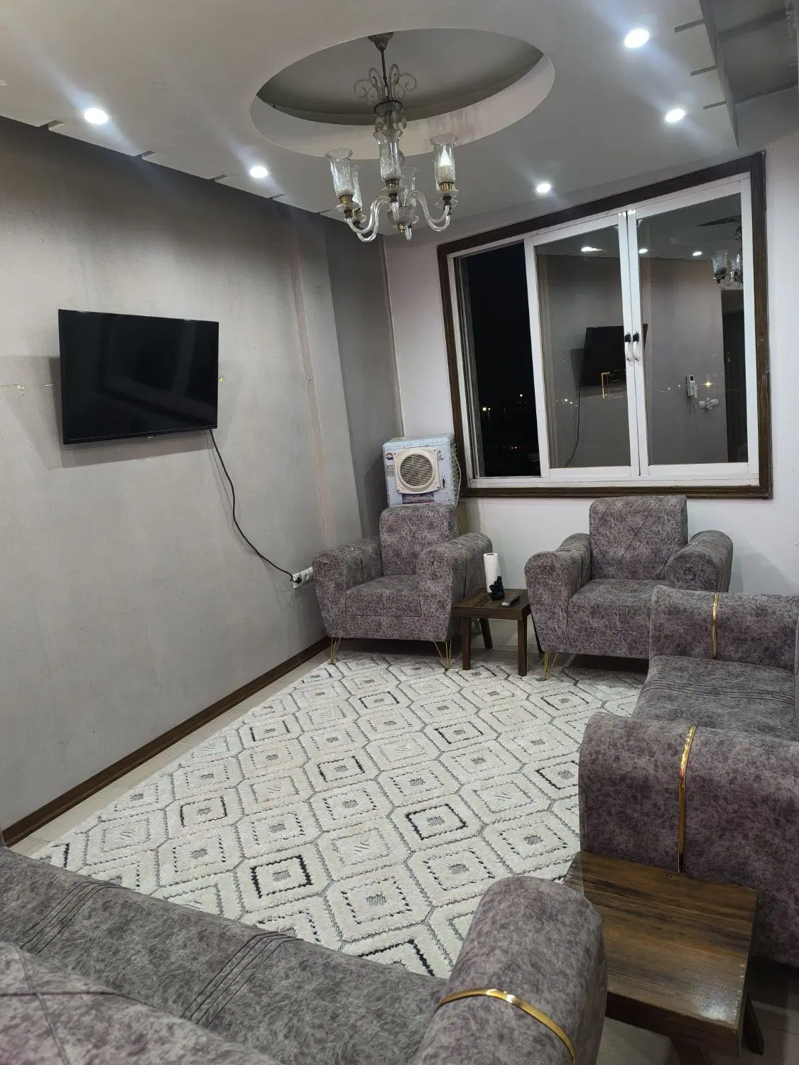 اجاره سوییت سوئیت کوتاه مدت قاسم آباد شریعتیvip