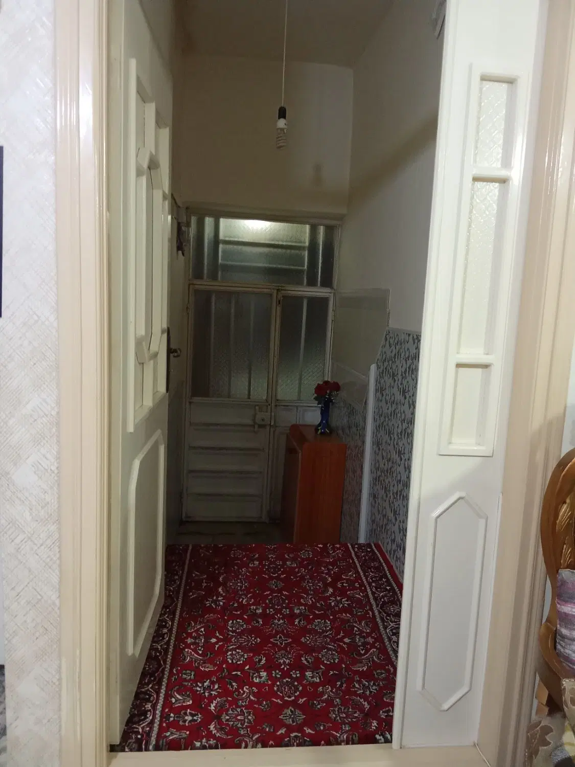 یه حیاط مسکونی