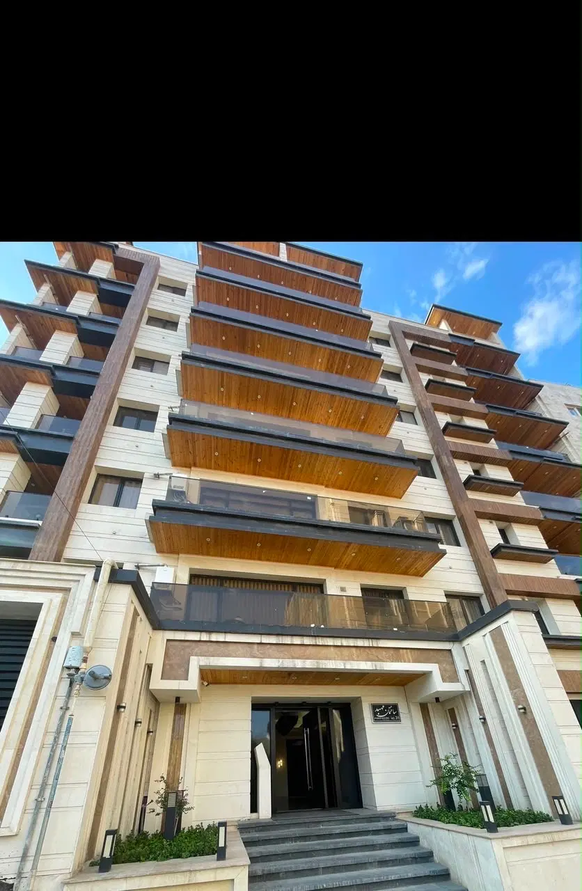 آپارتمان ۱۸۴ متری فول امکانات