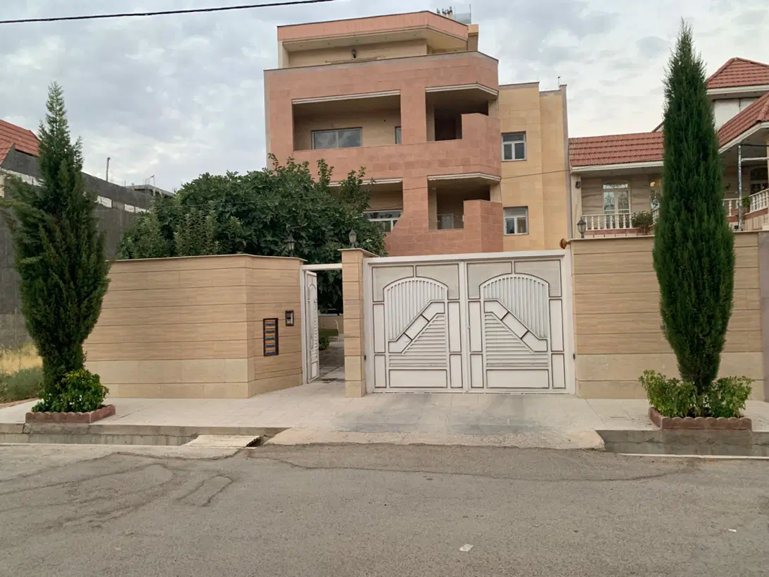منزل ویلایی ۵ واحدی ۴ طبقه