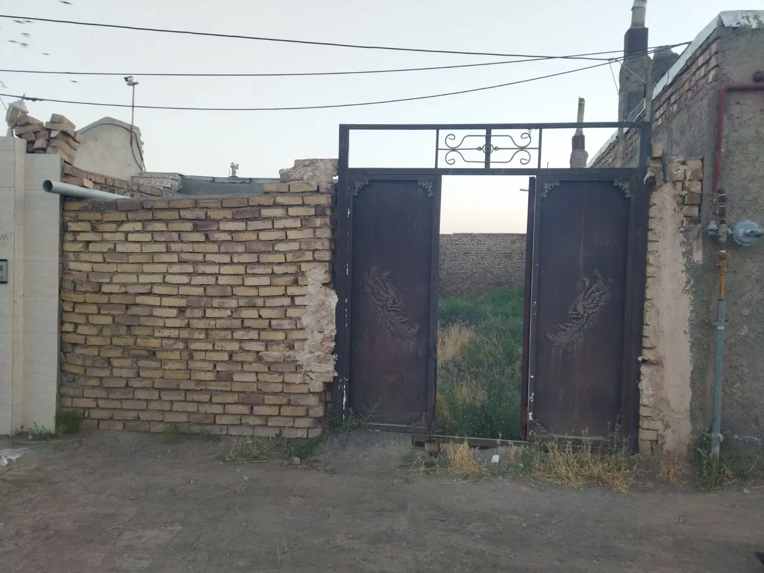 زمین فروشی یا معاوضه باماشین