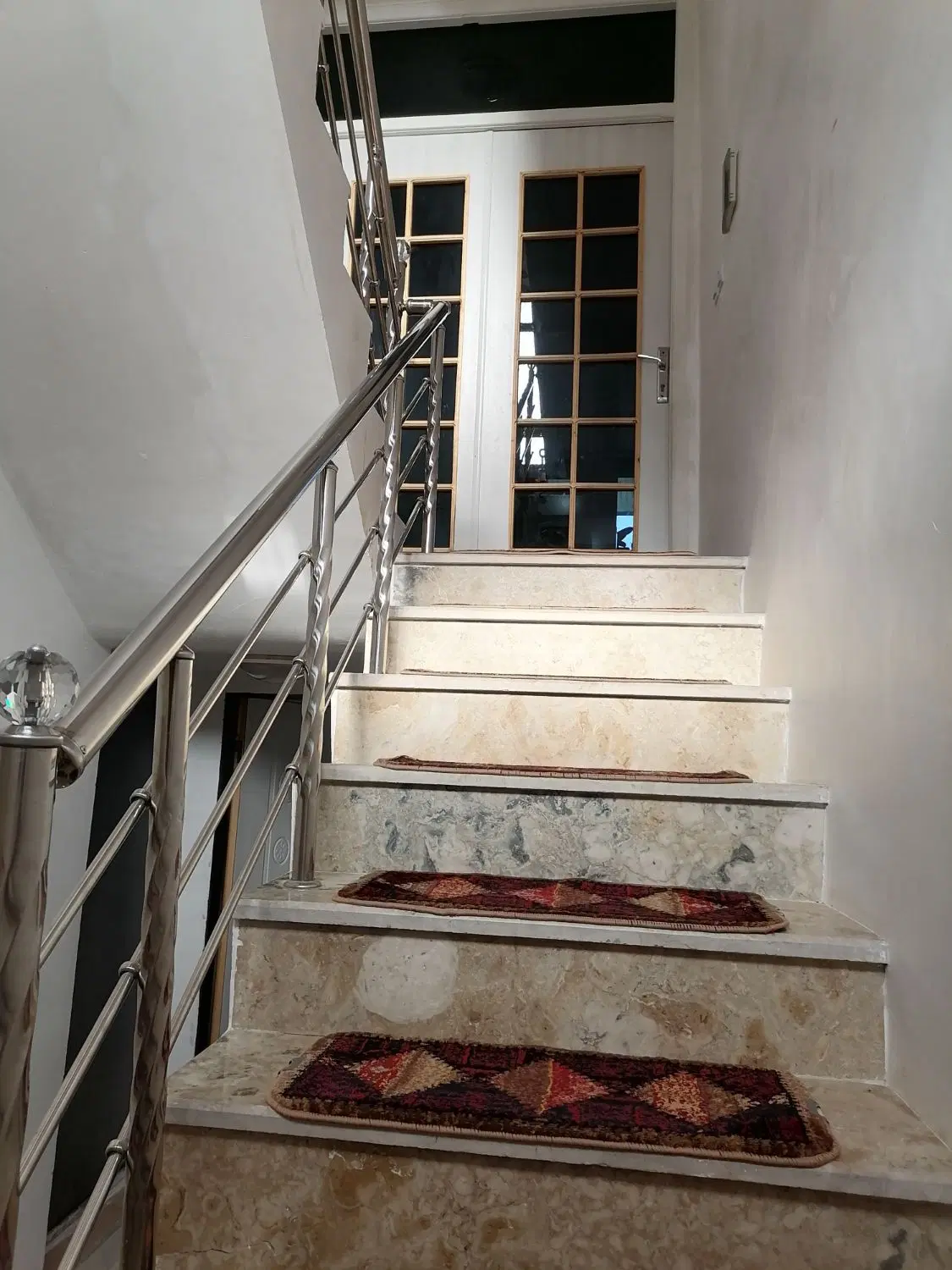خانه ویلایی بزرگ و لوکس