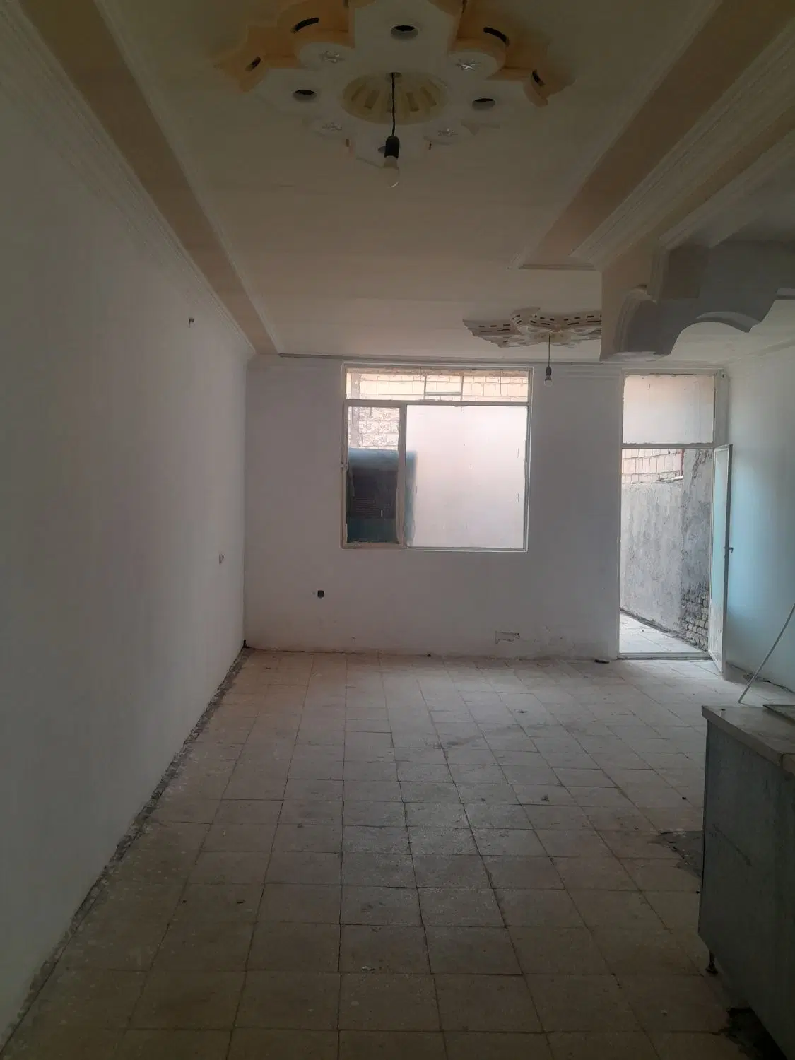 منزل فروشی ورودی مستقل‌