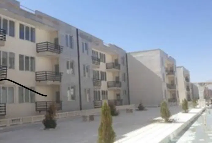 ۷۶ متری دشت ناصر