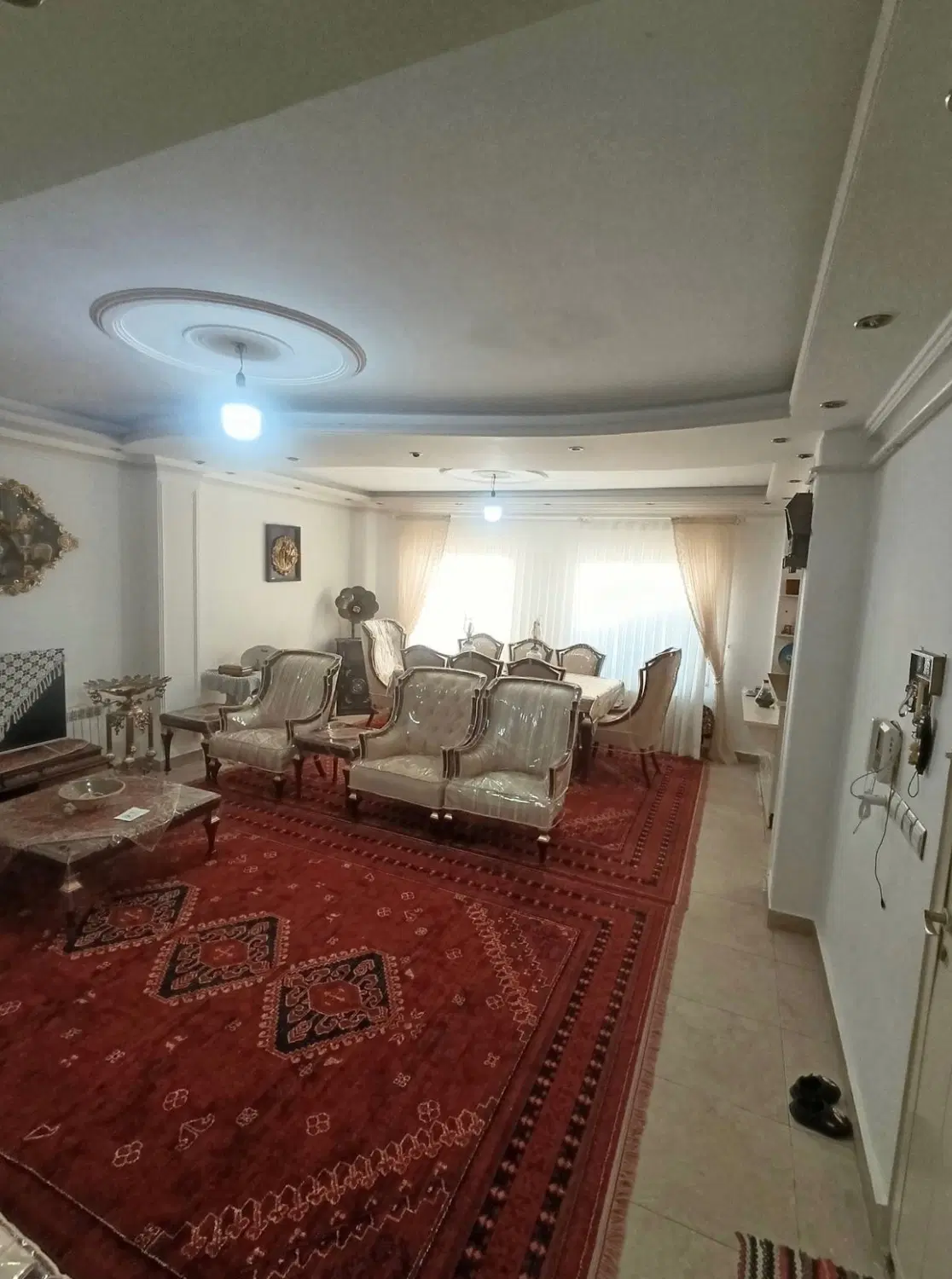 آپارتمان پوریای ولی