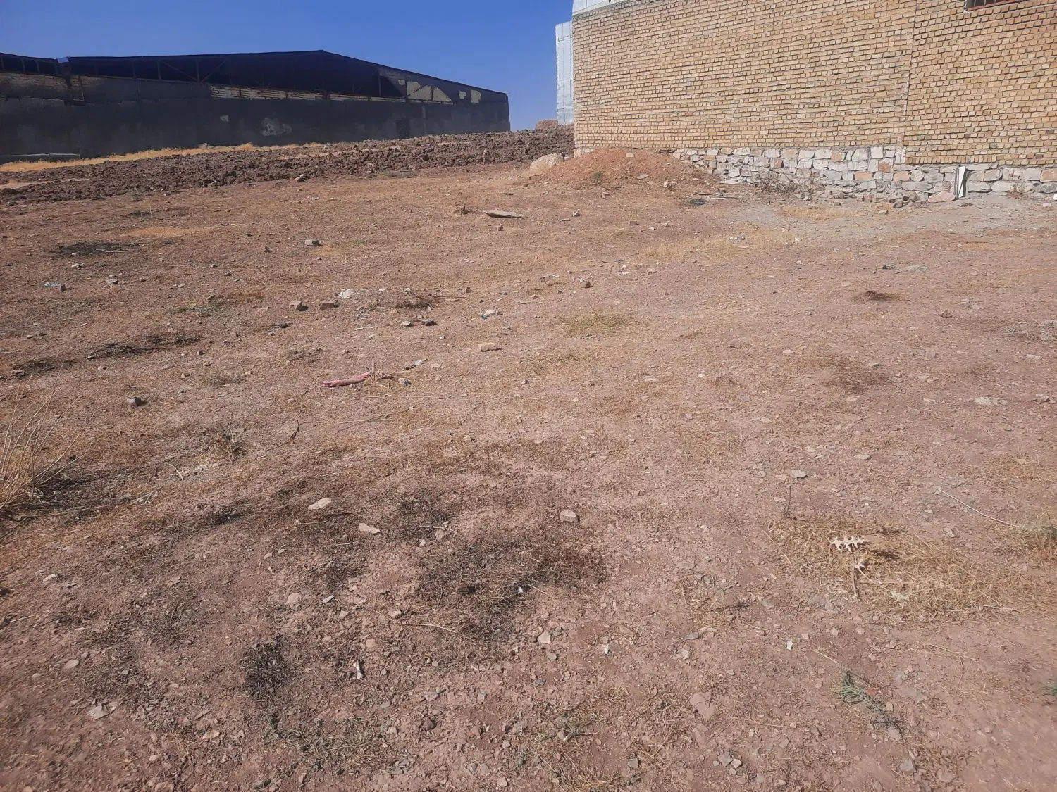 زمین کهریز