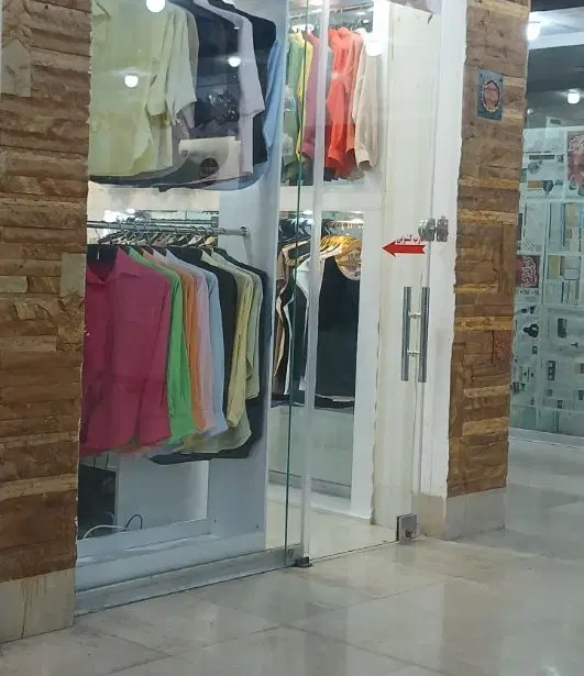 مغازه ۱۰ متری خ شریعتی