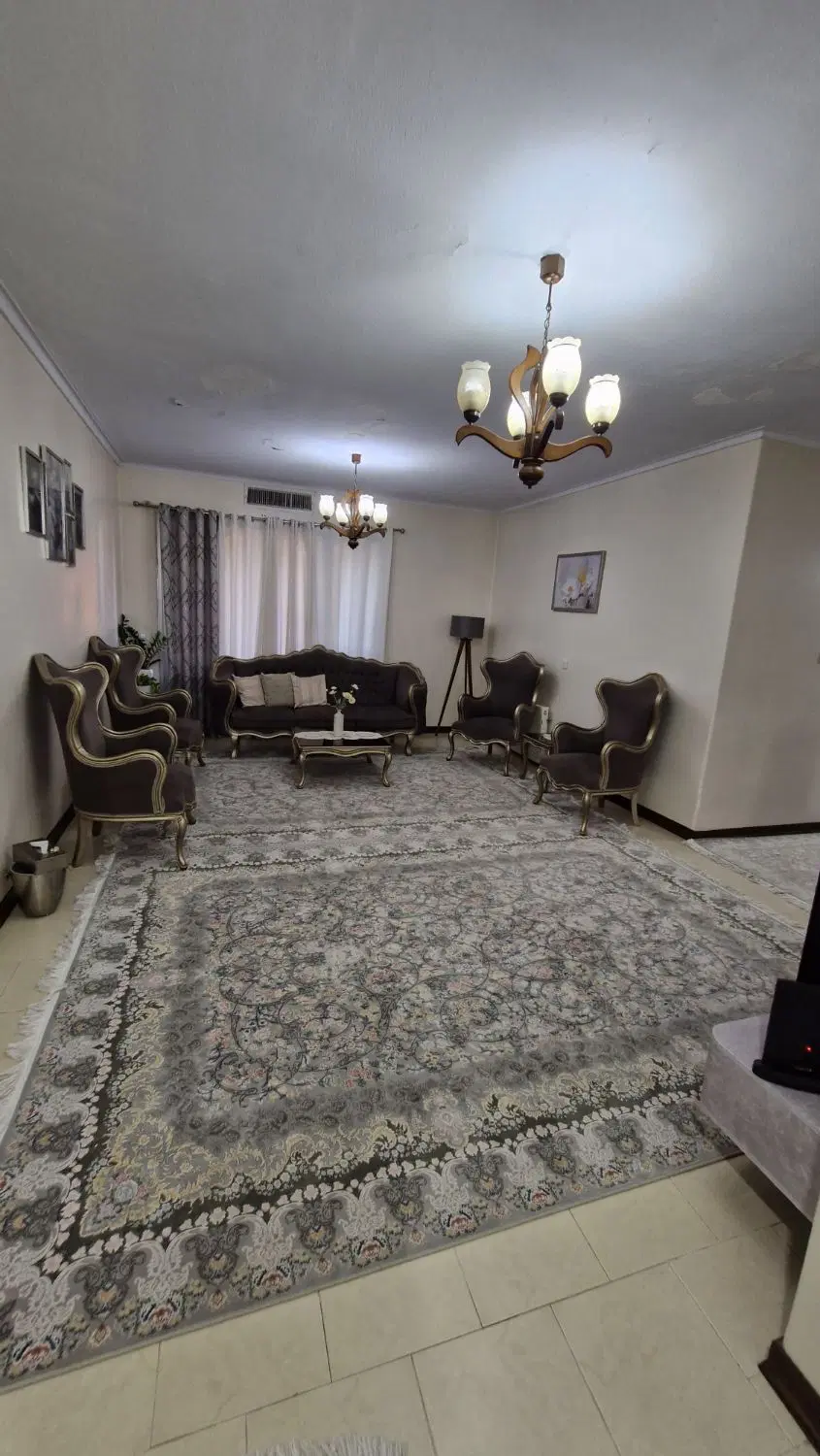 آپارتمان ۱۰۰ متری دوخواب فول امکانات سند تک برگ
