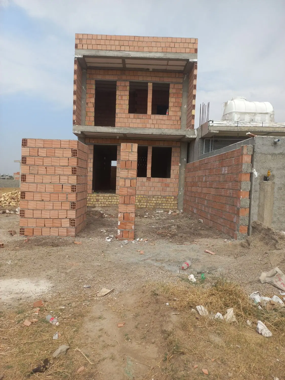 نیمه کاره دوبلکس دهنه ۶متری ایدرویش