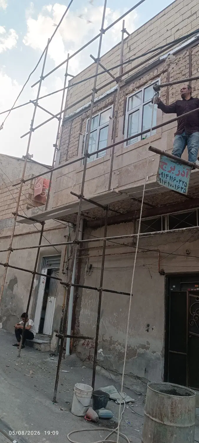 یک حیاط دربست به اجاره داده میشود