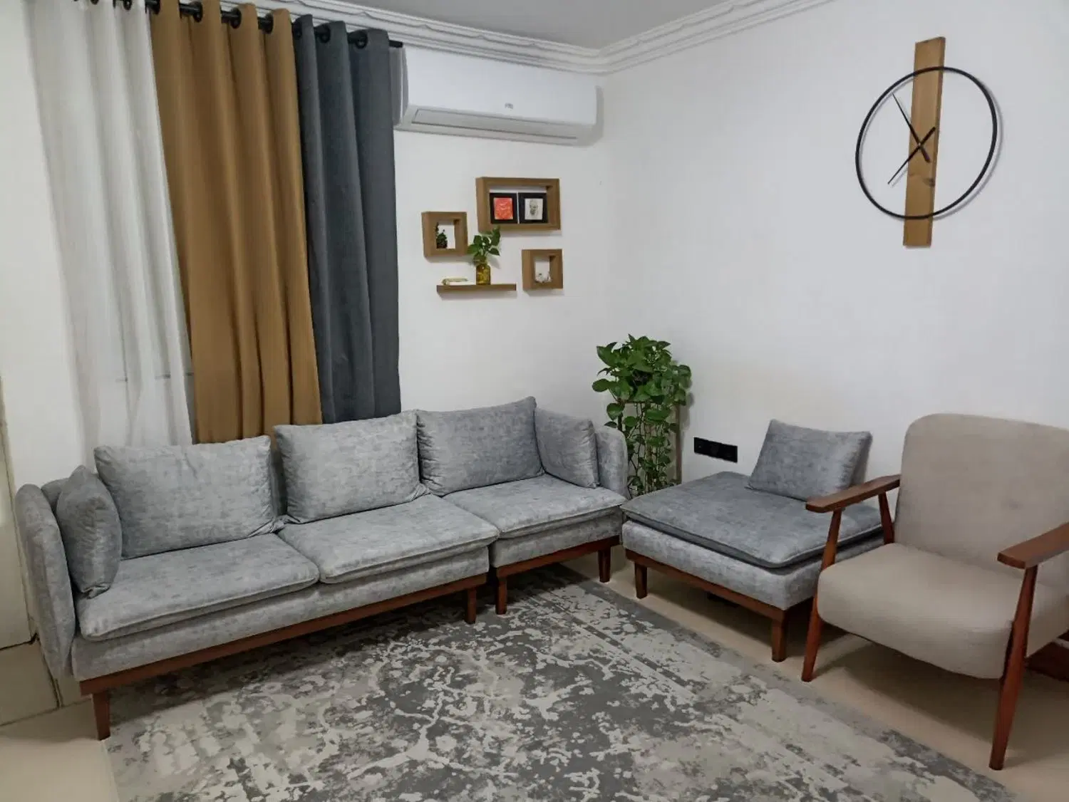 سوییت ۶۵ متری دلباز و بازسازی شده
