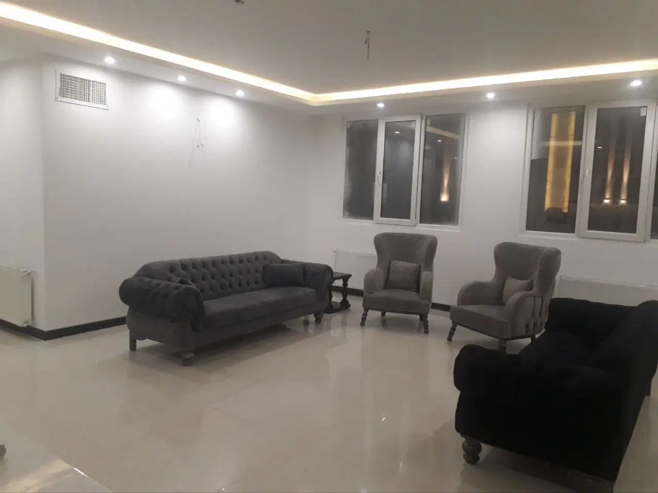 ۱۱۰متر _ دو خواب نور_ رو به نما _ سند آماده ملکی