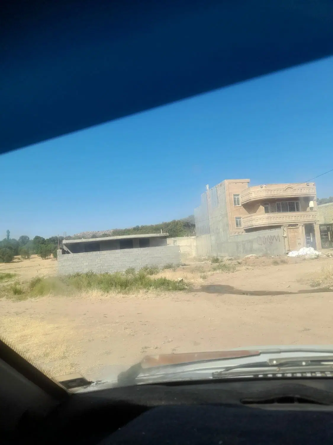 زمین مزدک اقا شفی ۳۱۷متر