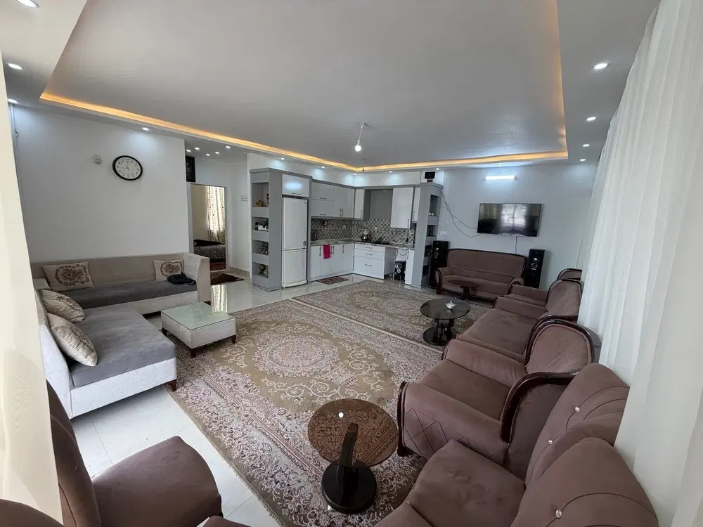 باغ ویلا،استخر ابگرم،شاهنامه۷۶