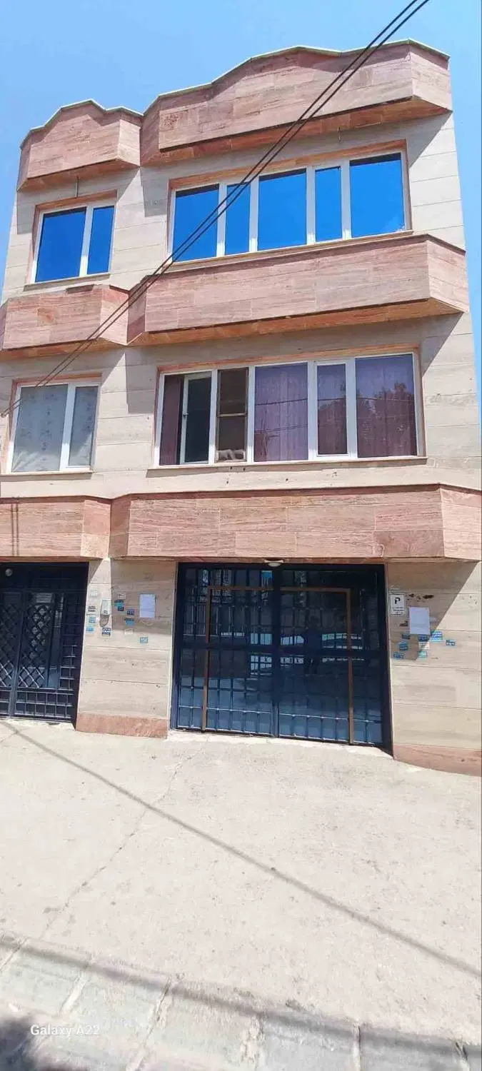 ملک مزایده