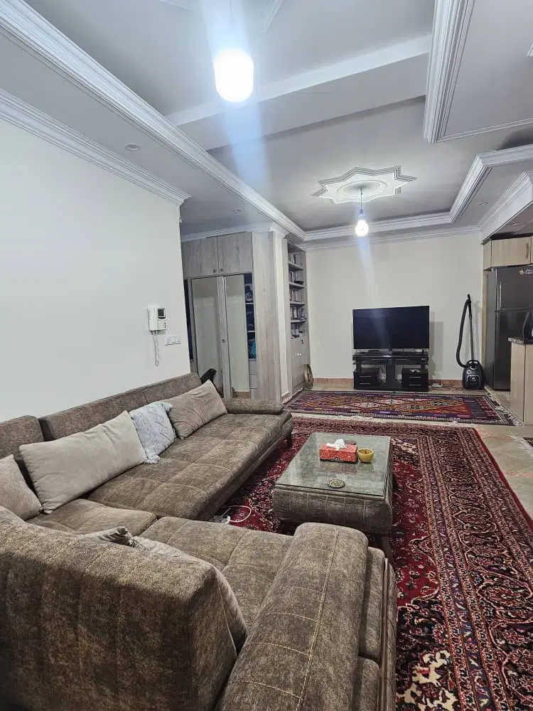 اپارتمان ۶۹ متر دوخواب فول امکانات طبقه اول