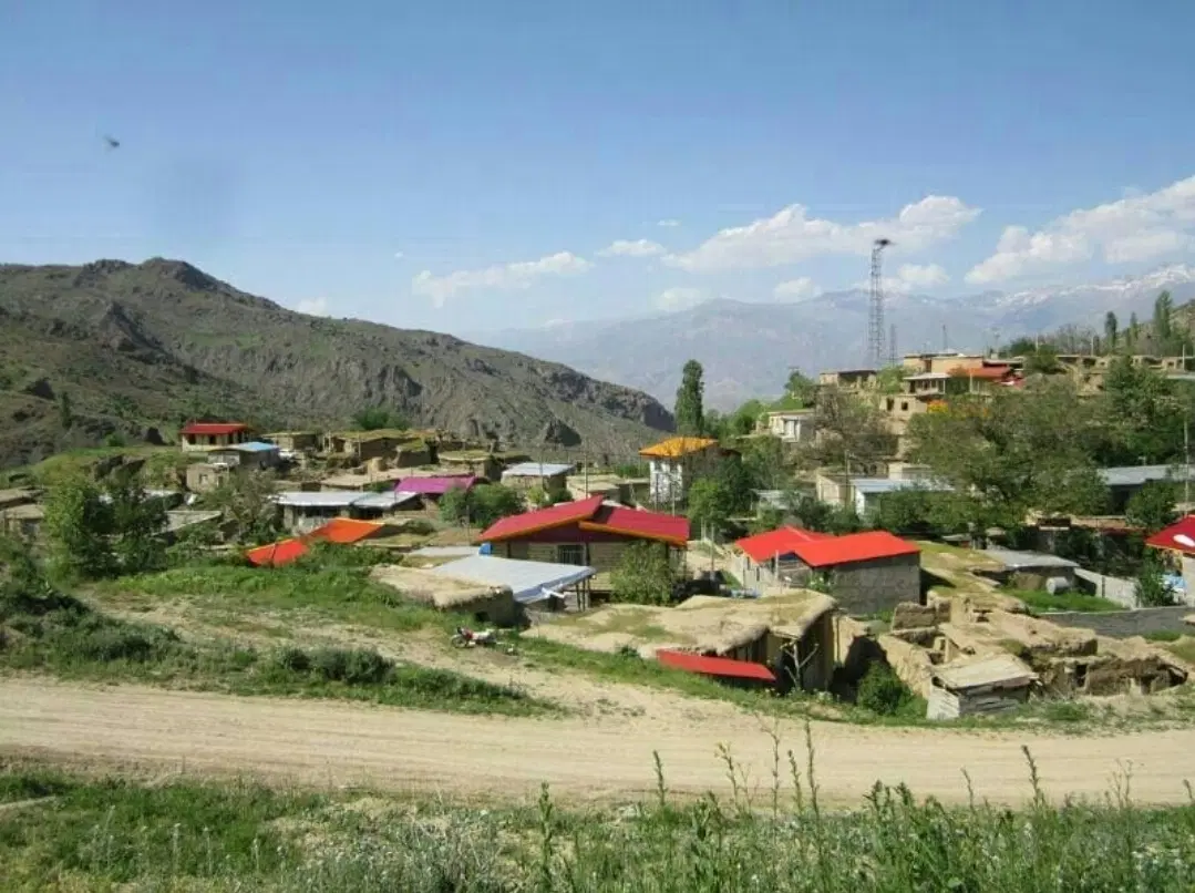 فروش باغ ویلایی یک هکتاری در رشتقون