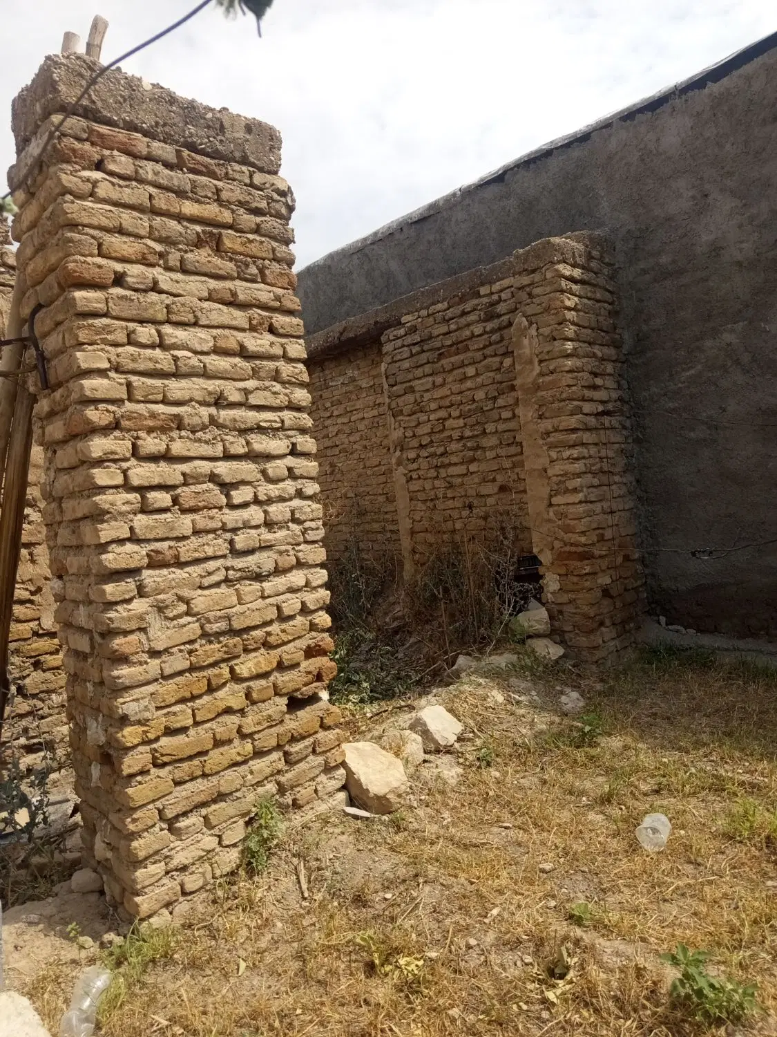 منزل مسکونی فروشی