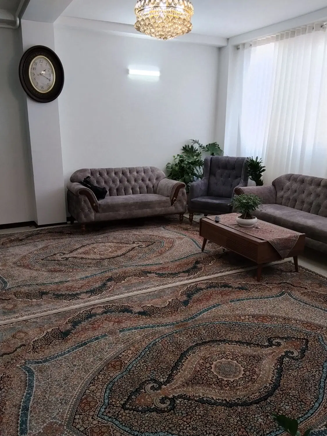 مهرگان دو طبقه