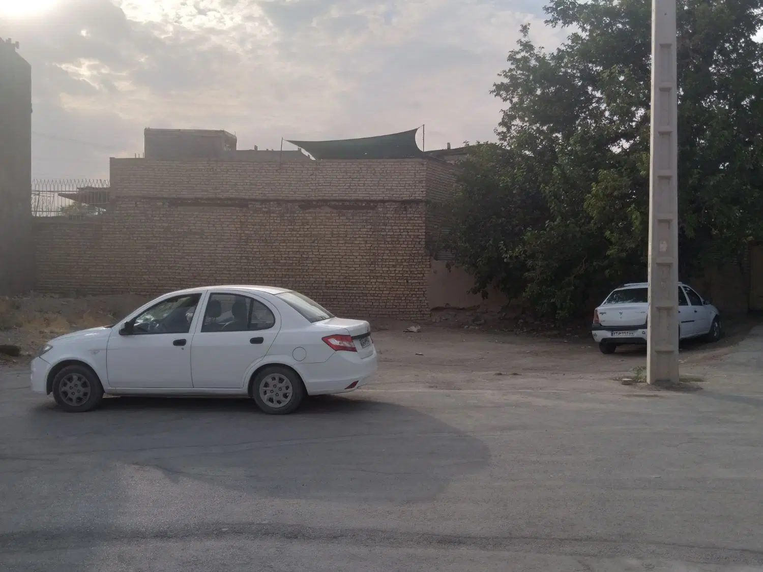 زمین مسکونی
