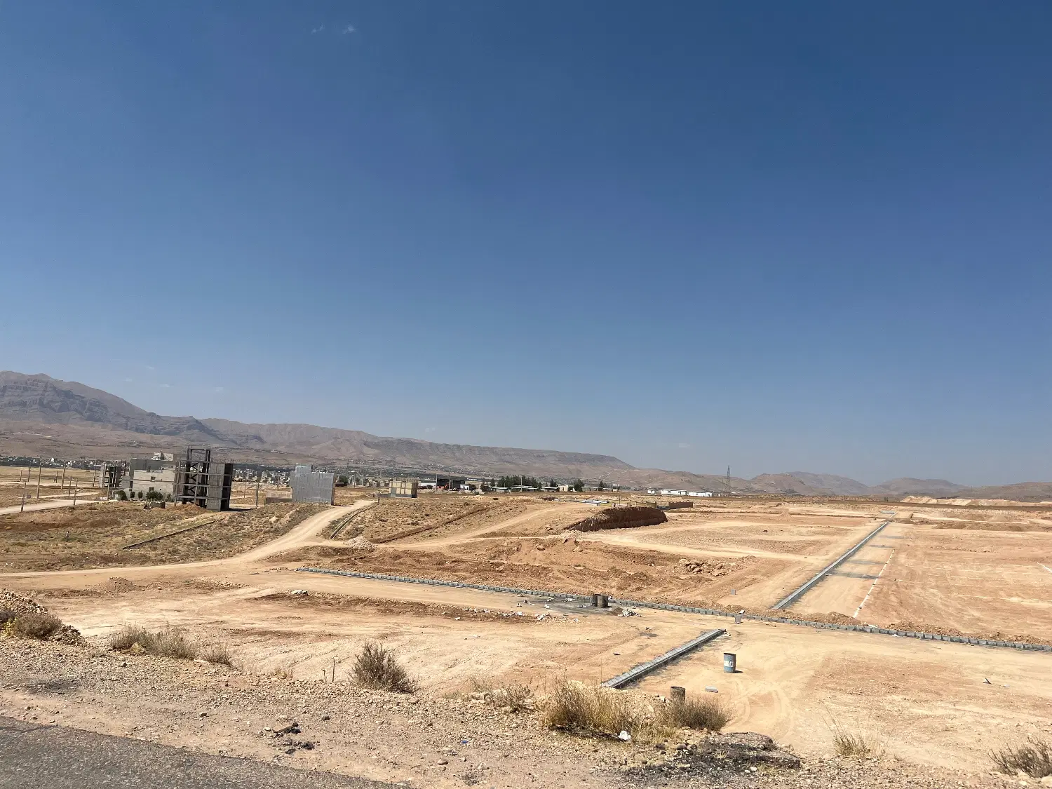 زمین کارکنان دولت ملکی ۲۰۵م قطعه۵۰۰ بالای هوابرد