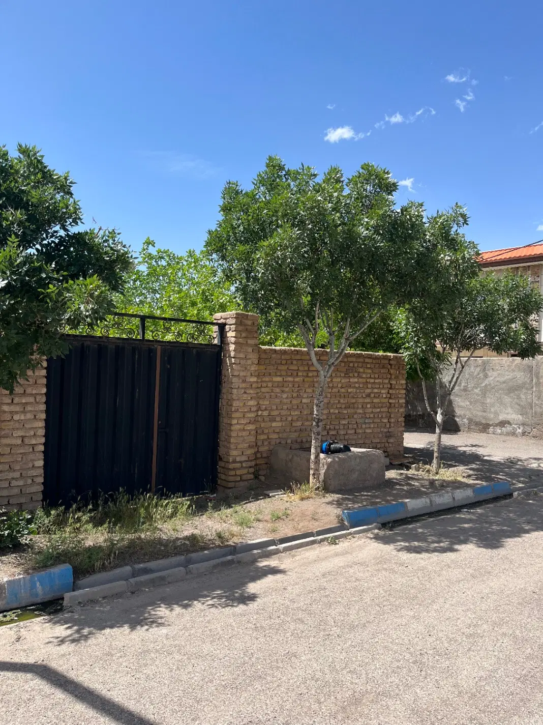 زمین مسکونی