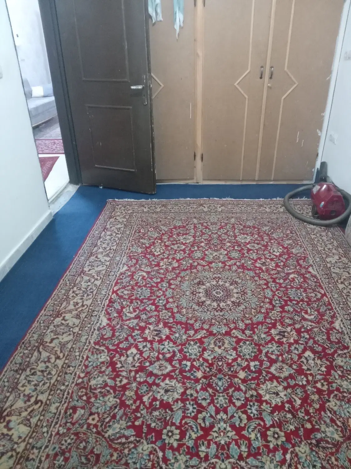 ۸۰ متر آپارتمان طبقه اول