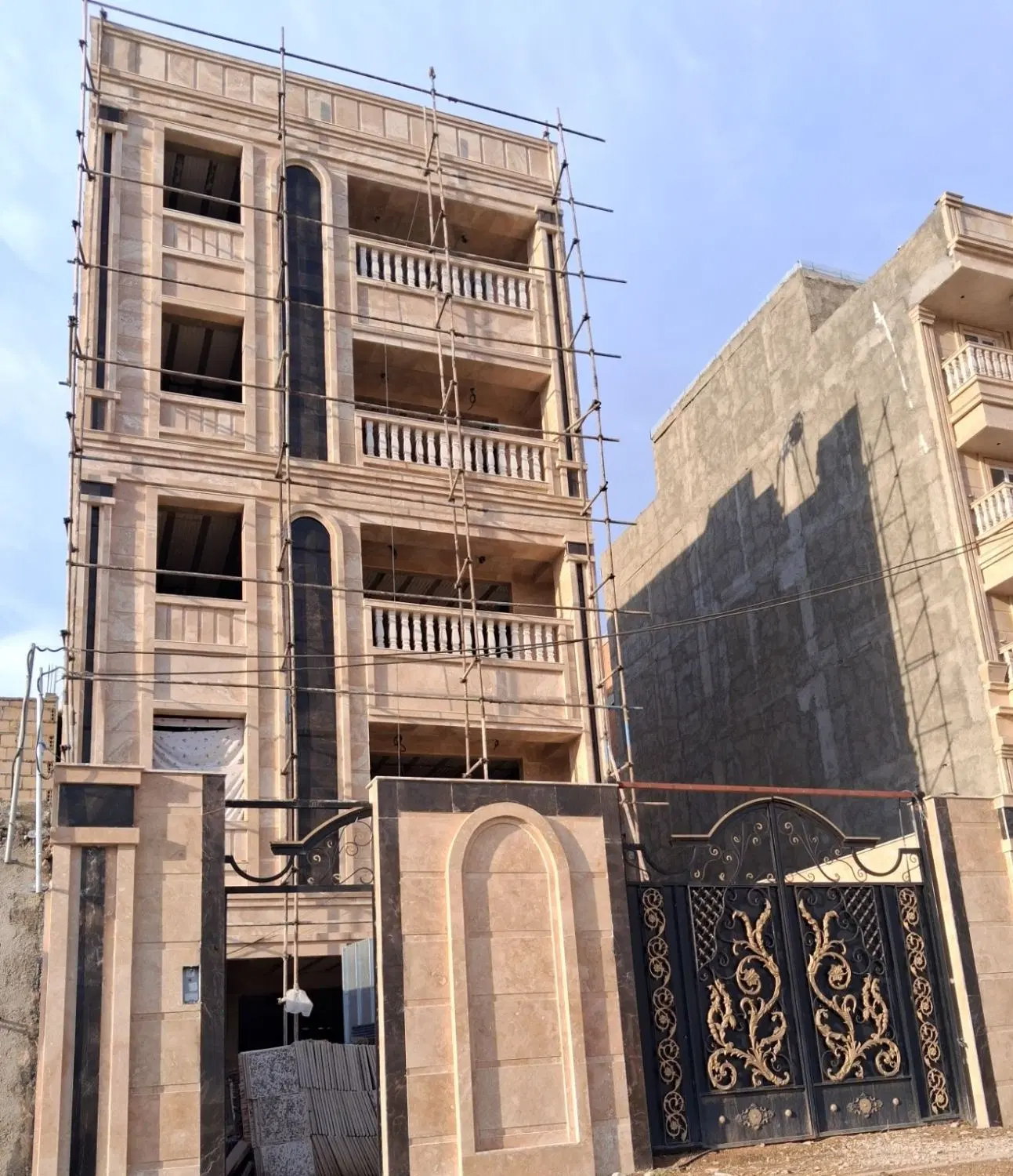 فروش واحد سه خوابه با شرایط